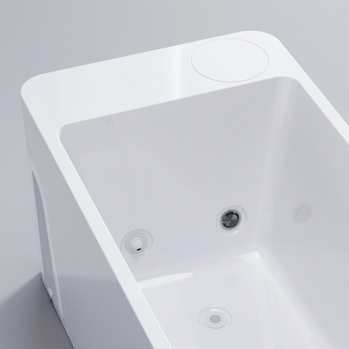 RESTORA All-in-One Cold Plunge Tub with Built-In Cooling – White